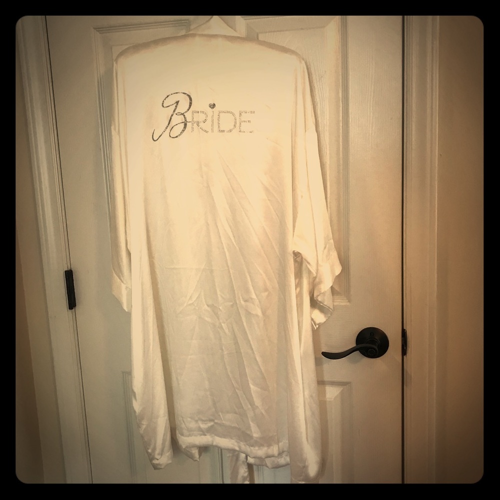Victoria’s Secret Satin Kimono Size O/S (one size)